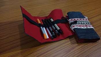 Foldable pen organizer for daily use